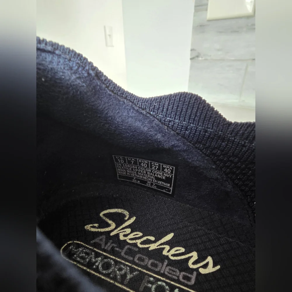 Sketchers Seager Sneaker Scalloped Knit Womens Size 10